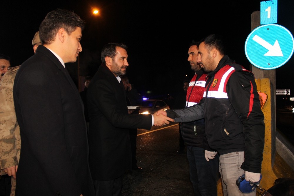 Elazığ protokolü yeni yıla güvenlik güçleriyle girdi 
