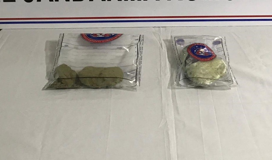 Elazığ’da 1 şüpheli yarım kilo toz esrarla yakalandı 