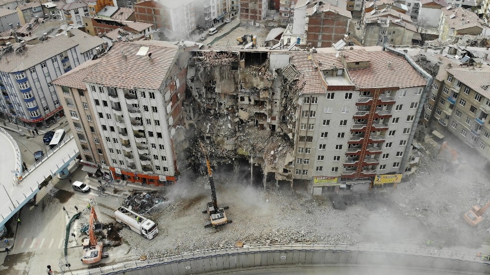 Elazığ’da 12 saatte 55 deprem meydana geldi 