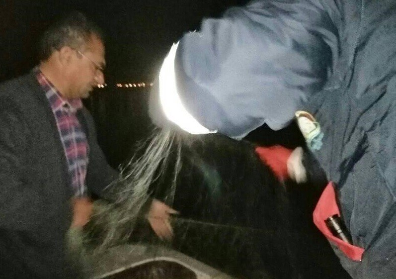 Elazığ’da 2 tekne ile kaçak balık avına çıkan 3 kişi yakalandı 