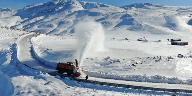 Elazığ’da 72 köy yolu ulaşıma kapandı!