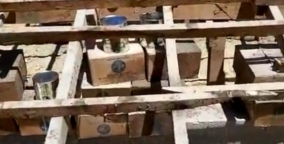 Elazığ’da, ABD’nin 50 yıl önce gönderdiği yağlar, bir okulun çatı katından çıktı 