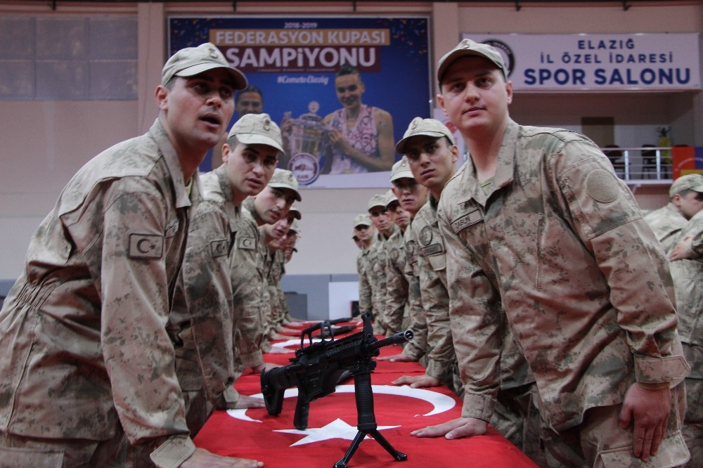 Elazığ’da acemi erler yemin etti 