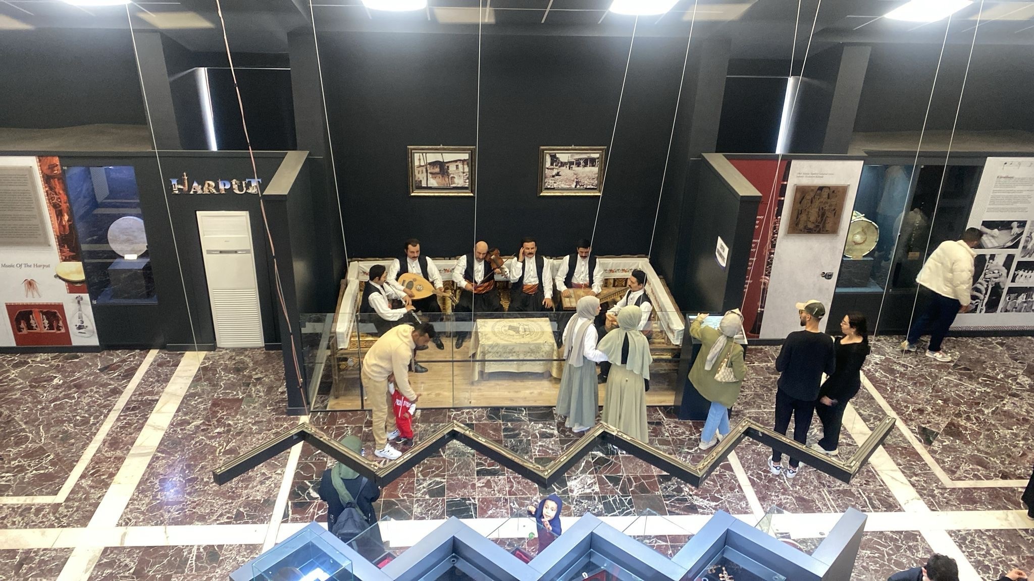 Elazığ’da bayramda basın tarihine yolculuk