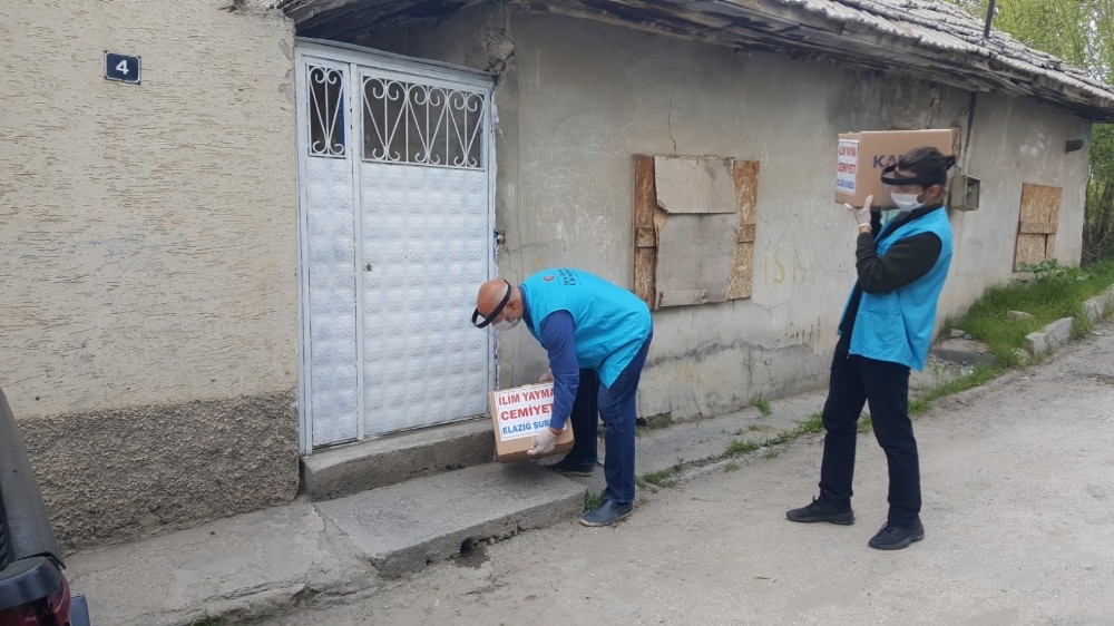 Elazığ’da bin aileye gıda paketi ulaştırıldı 