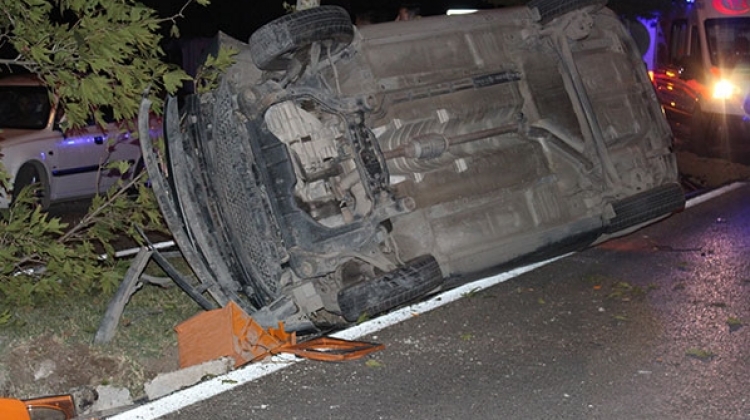 Elazığ’da düğün dönüşü trafik kazası: 4 yaralı