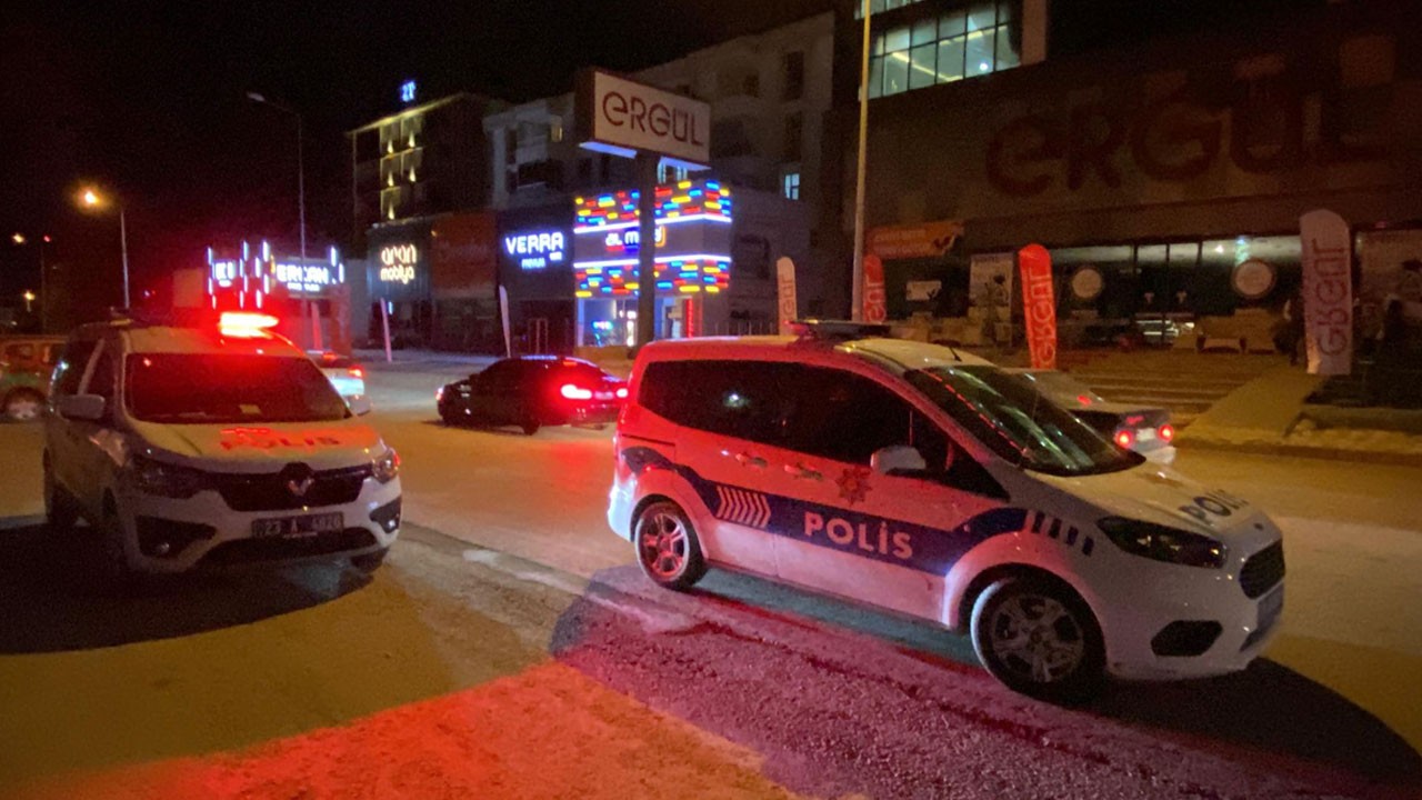 Elazığ'da düğün salonu kana bulandı