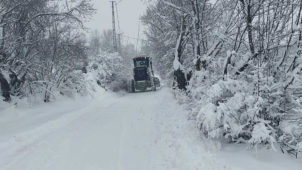 Elazığ’da eğitime kar engeli! Valilik kararı açıkladı
