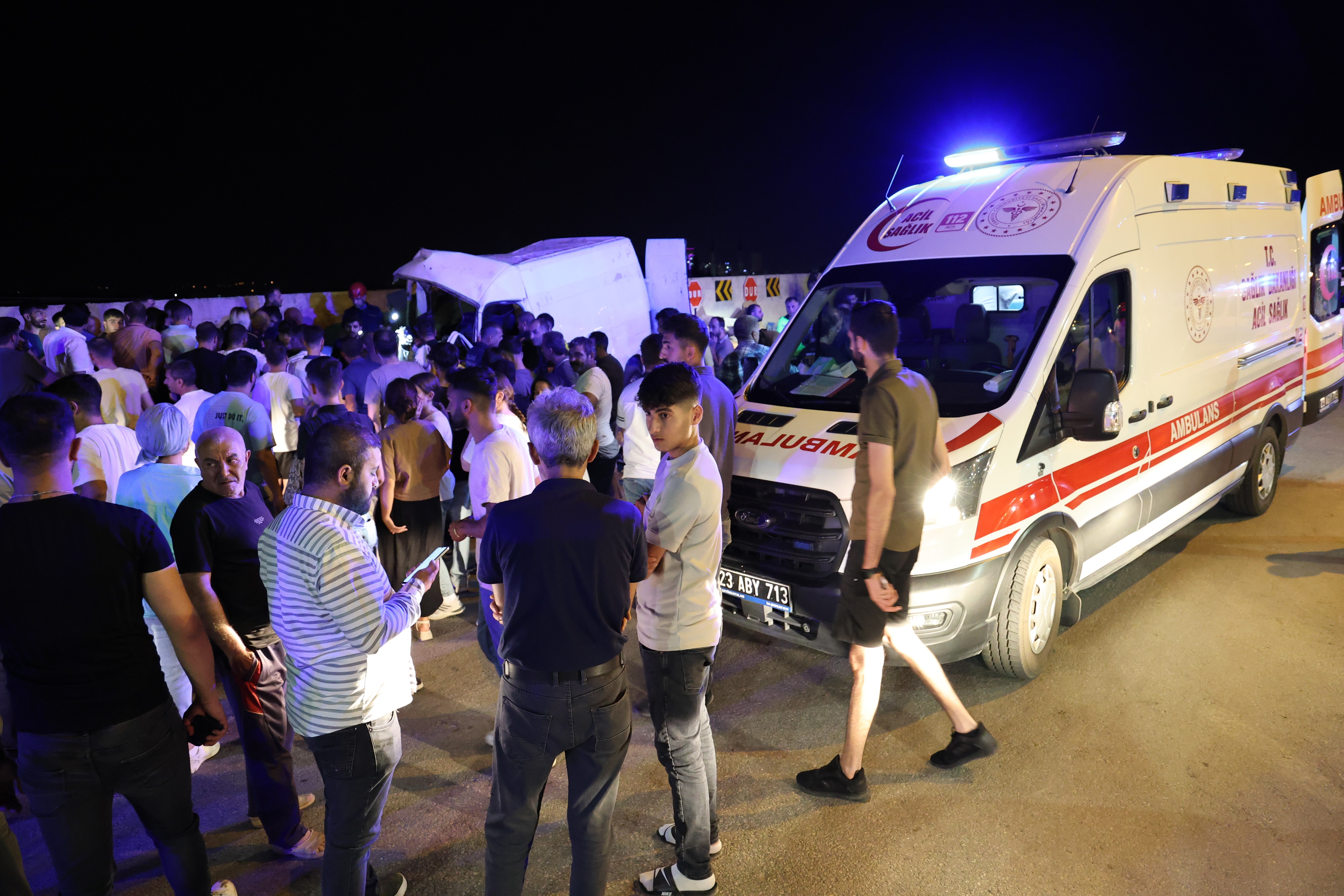 Elazığ’da feci kaza: 1 ölü, 7 yaralı