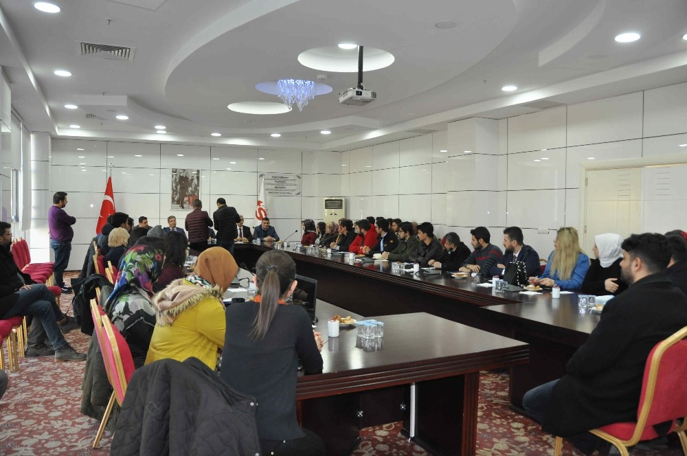 Elazığ’da girişimci kursiyerler sertifikalarını aldı 