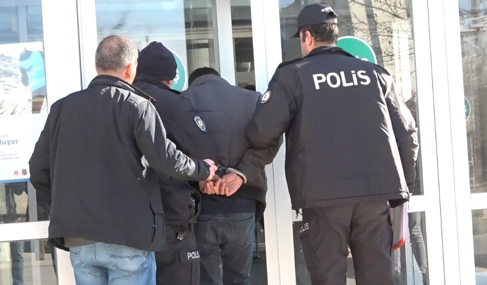 Elazığ’da hırsızlık şüphelisi 2 şahıs yakalandı 