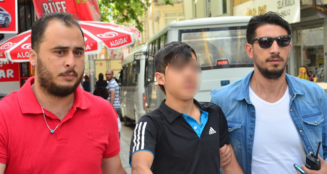 Elazığ’da kardeşine kızdı, ağabeyini bıçakladı