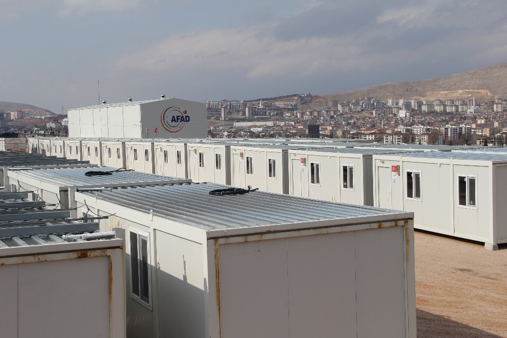 Elazığ’da konteyner kent çalışmaları aralıksız sürüyor 