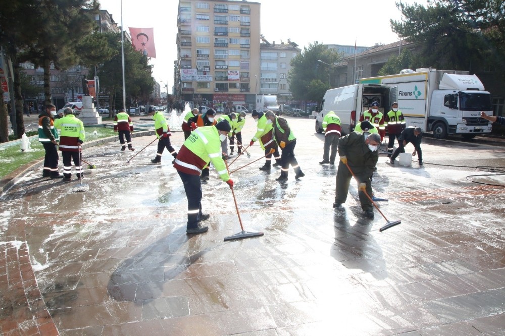 Elazığ’da korona virüsüne karşı kapsamlı temizlik 