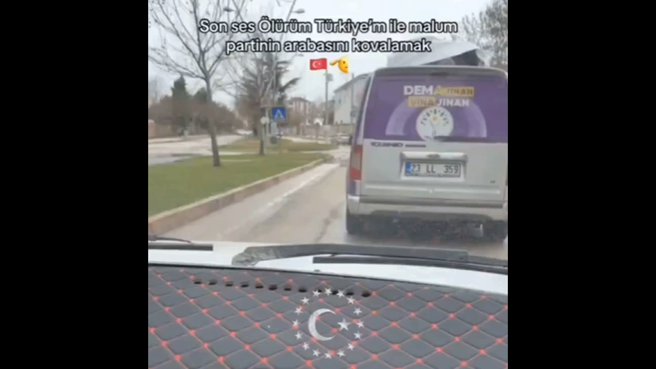 Elazığ'da 'Ölürüm Türkiyem' şarkısıyla Dem Parti'nin aracını kovalayan vatandaş dikkat çekti