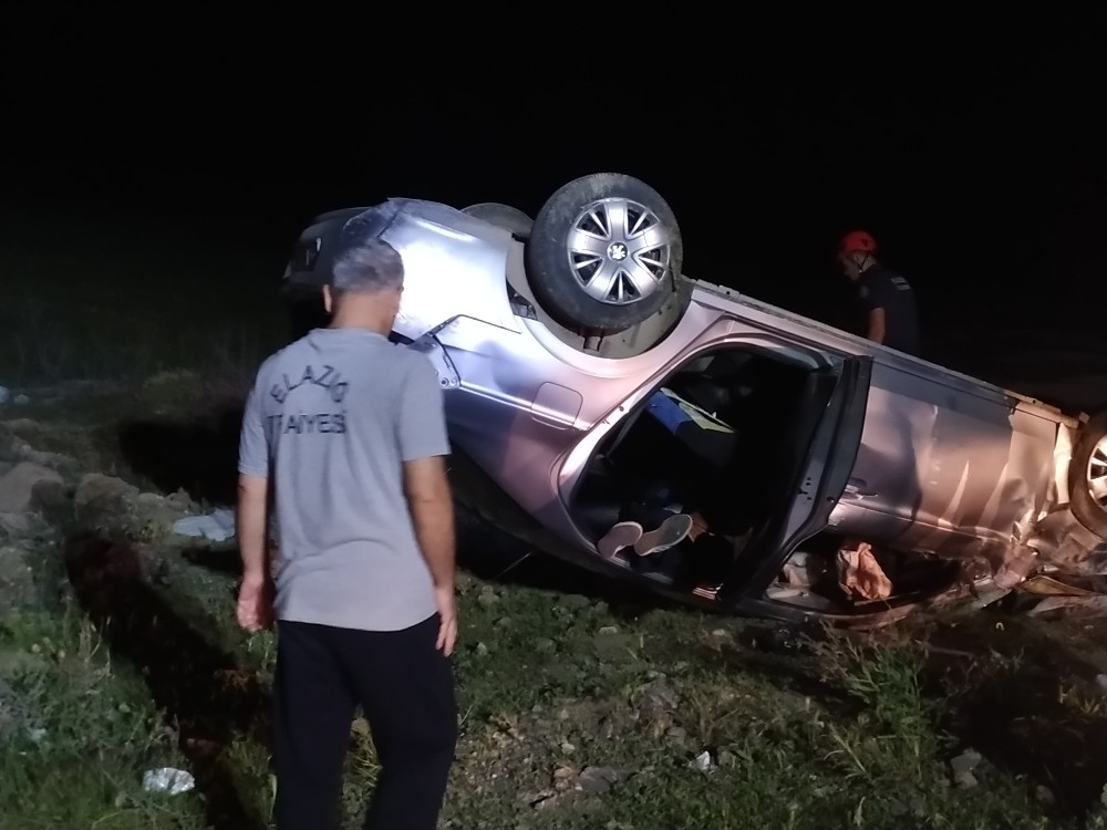 Elazığ’da otomobil takla attı: 1 yaralı 