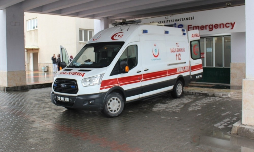 Elazığ’da rahatsızlanan 34 öğrenci hastaneye kaldırıldı 