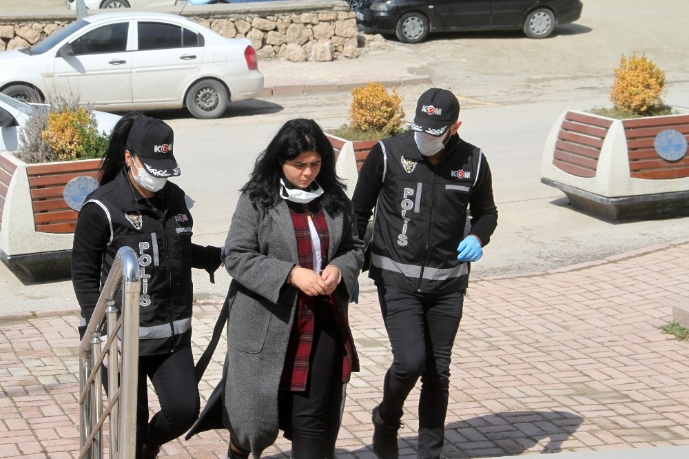 Elazığ’da sahte kadın hakim tutuklandı 