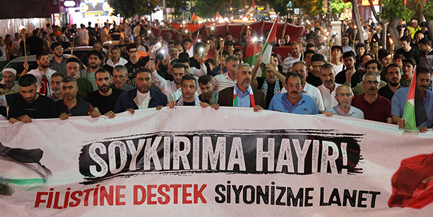 Elazığ'da tekbirler Filistinliler için yükseldi!