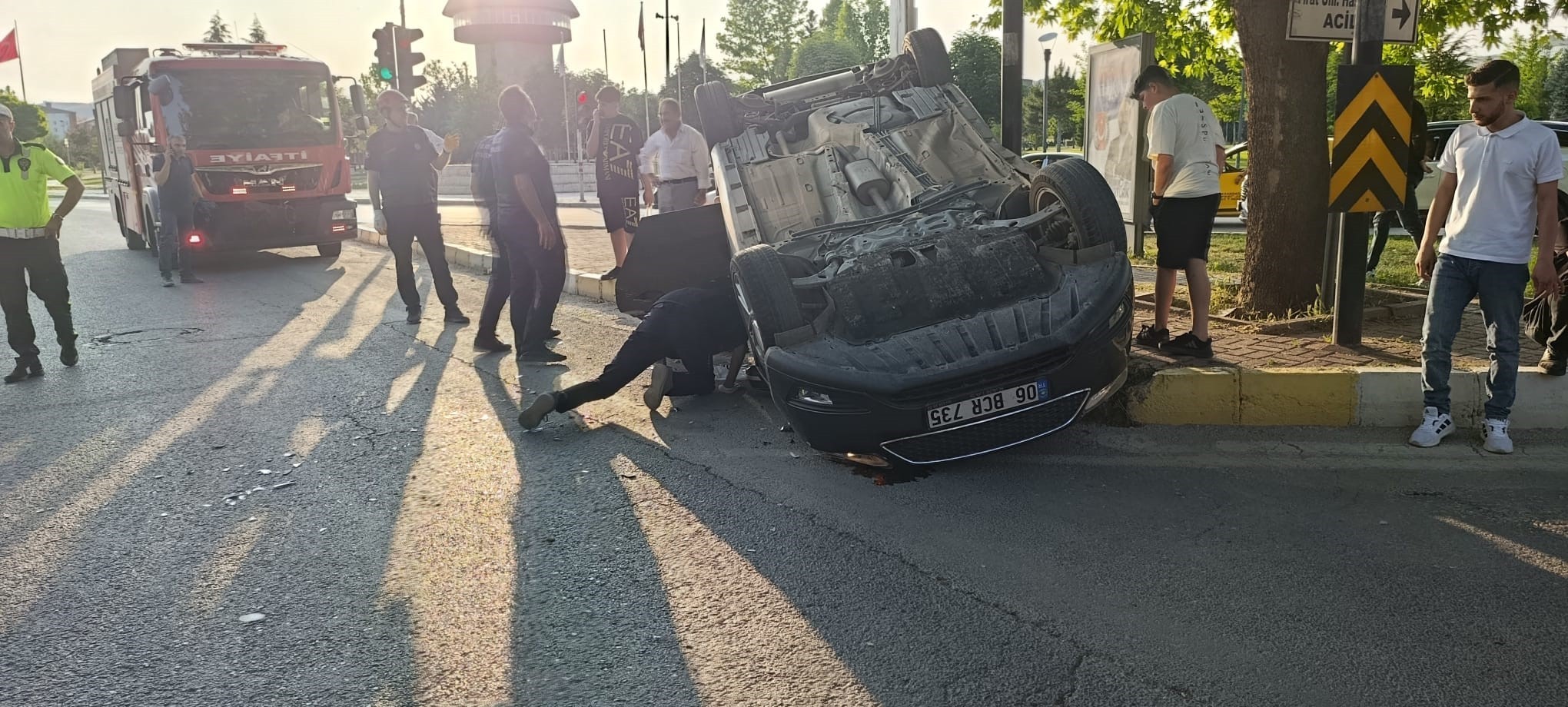 Elazığ’da trafik kazası: 2 yaralı