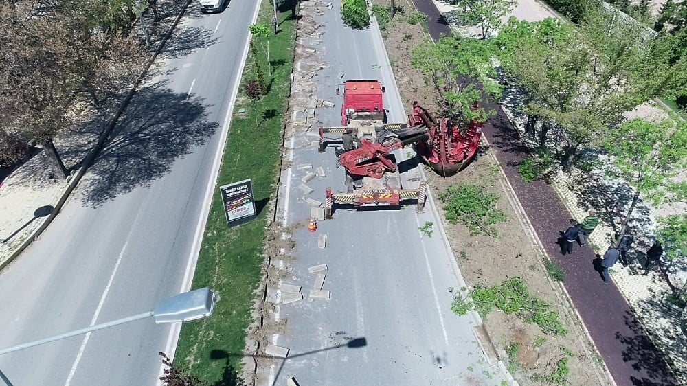 Elazığ’da yol genişletme çalışmaları 