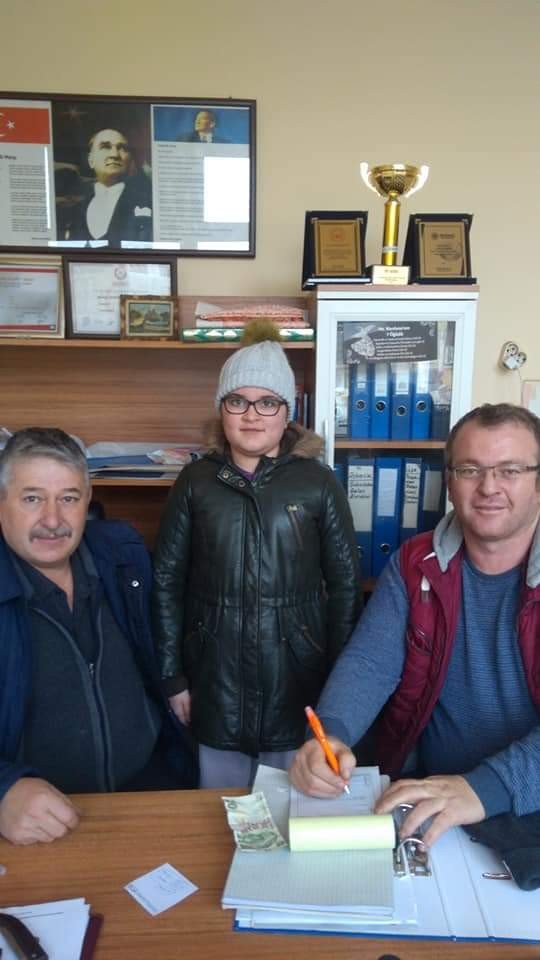 Elazığ’daki çocuklar için oyuncağından vazgeçti 