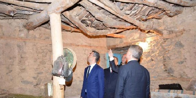 Elazığ'daki deprem, Malatya Doğanyol'daki 121 yapıya hasar verdi