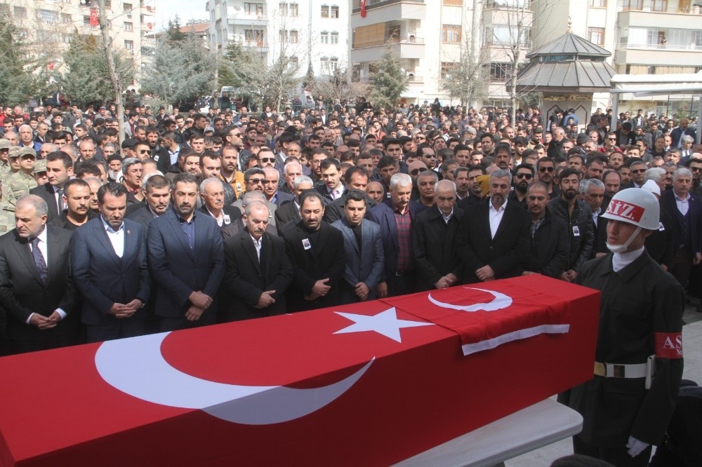 Elazığlı şehit Coşkun son yolculuğuna uğurlanıyor 