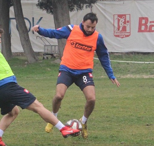 Elazığspor’da Ahmet Burak 4-5 hafta sahalardan uzak kalacak 