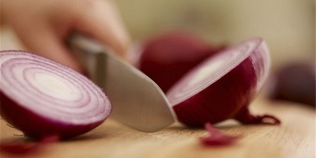 Eldeki soğan kokusu nasıl çıkar?