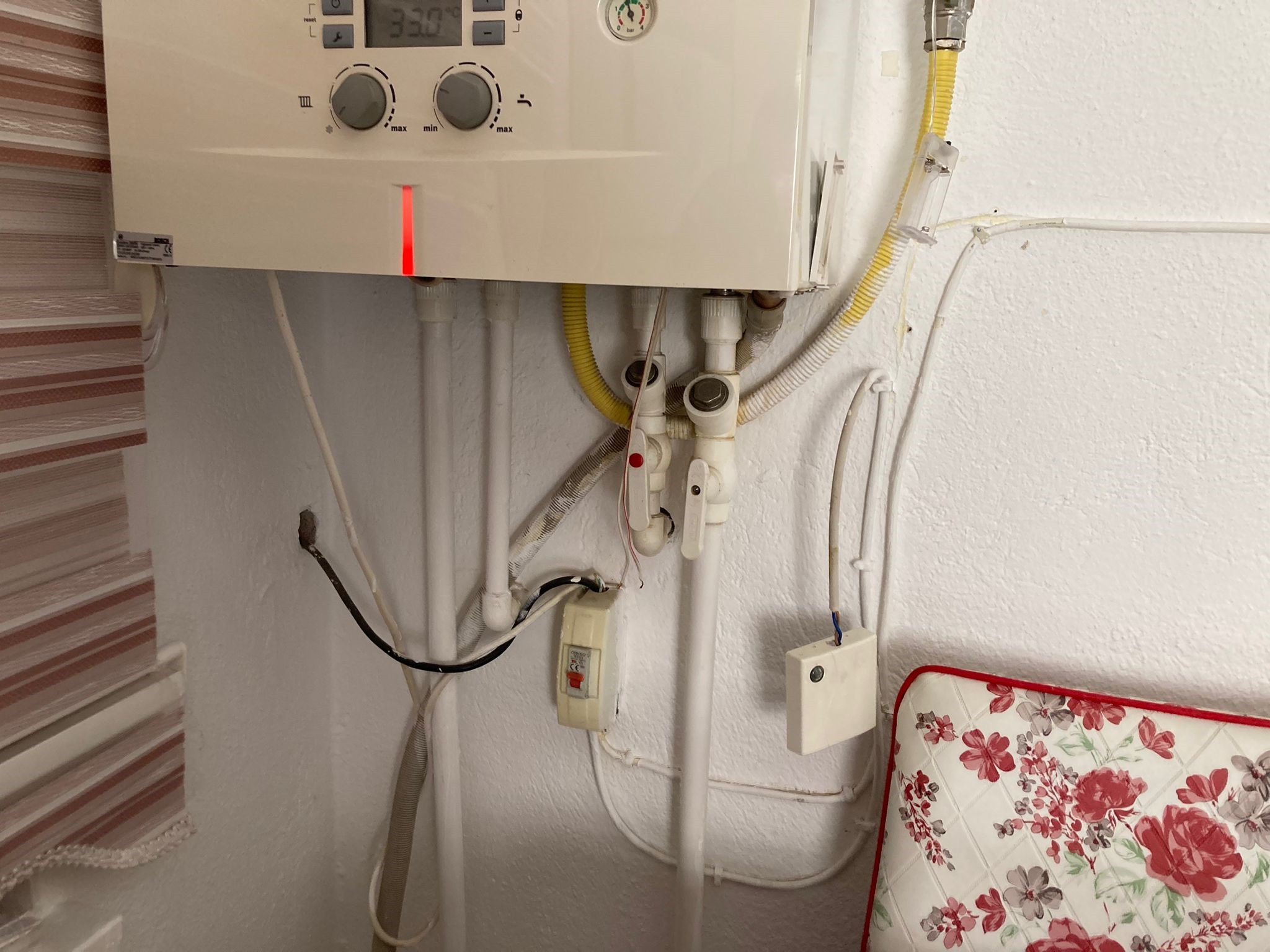 Elektrik akımına kapılan çocuk hayatını kaybetti