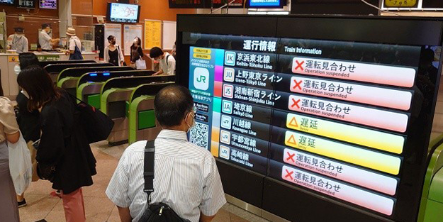 Elektrik kesintisi tam 230 bin yolcuyu etkiledi!