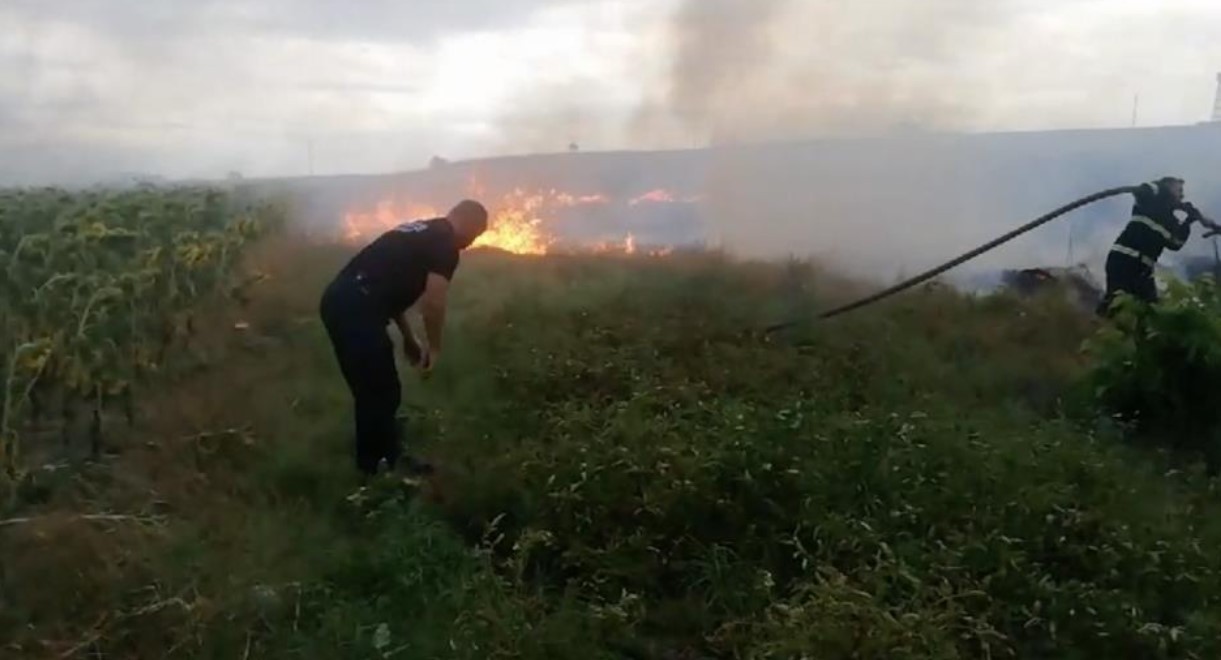 Elektrik telleri yangın çıkardı