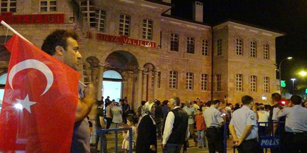 Elektrikler kesilince darbe oluyor sandılar