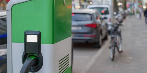 Elektrikli araç bataryasında çığır açan adım: Basit bir hile menzili artırıyor