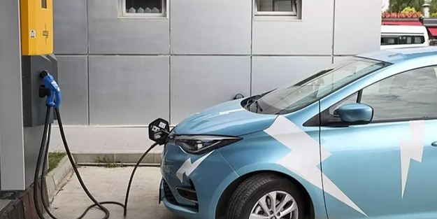 Elektrikli araç şarj istasyonu için büyük bir adım daha: Resmi Gazete'de yayımlandı! Milyar lira yatırım kapısı aralandı