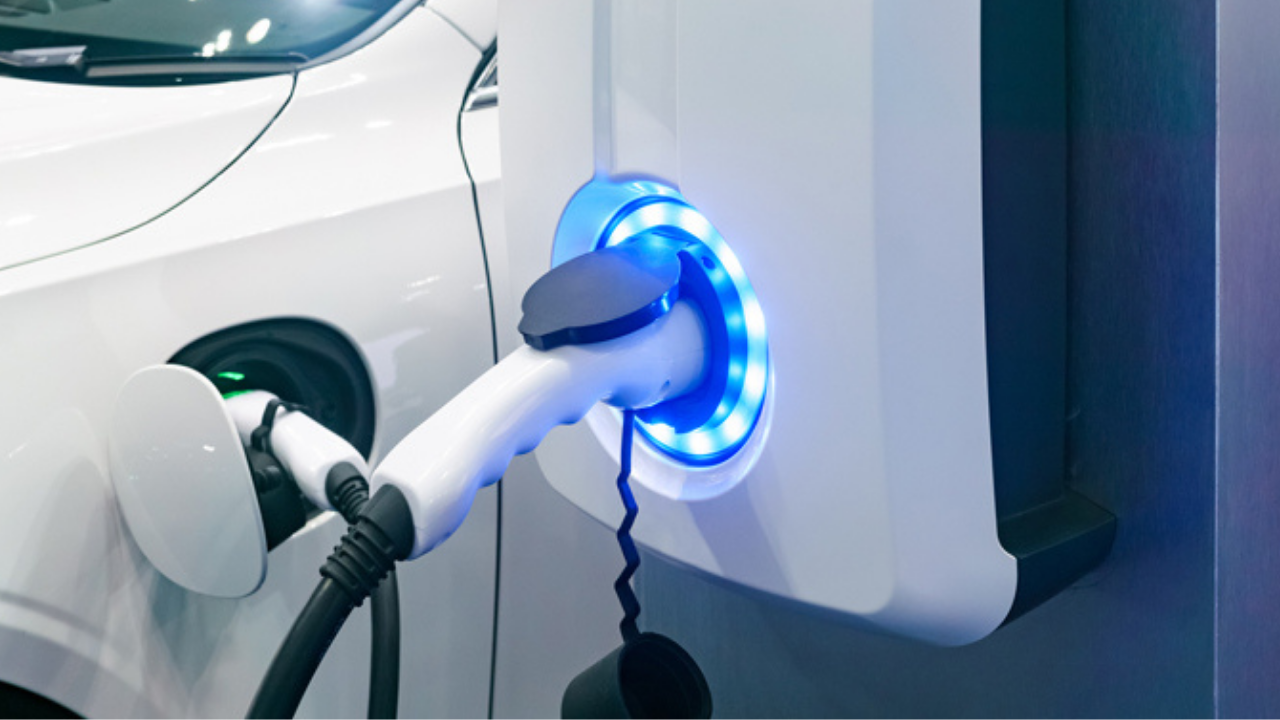 Elektrikli araç yavaşlıyor, batarya piyasası frene basıyor