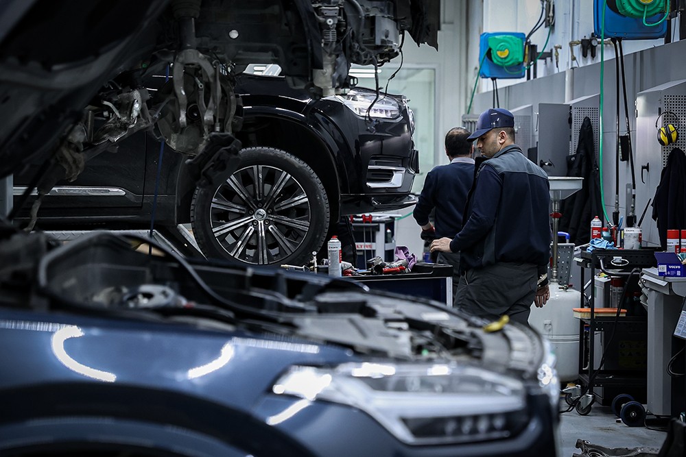 Elektrikli araçlar giderek artıyor! Peki bakım-onarım uzmanları yeterli mi? Mahir el aranıyor!