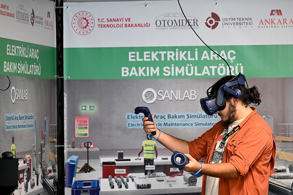 Elektrikli araçların bakımı için simülatörlü eğitim