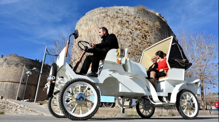 Elektrikli fayton Sur'da görücüye çıktı