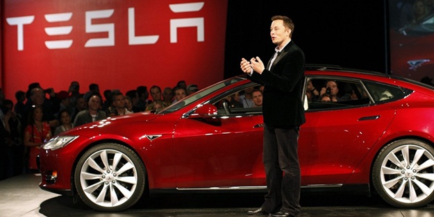 Elektrikli otomobil devi Tesla'yı kötü günler bekliyor