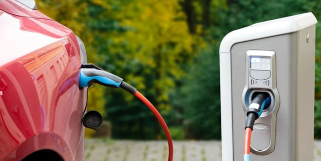 Elektrikli otomobiller çöp mü olacak? İkinci elde değer kaybı büyük mü?