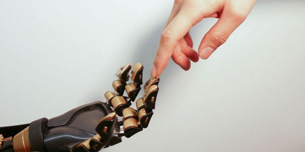 Elektronik deriyle robotları neredeyse insana çevirecekler