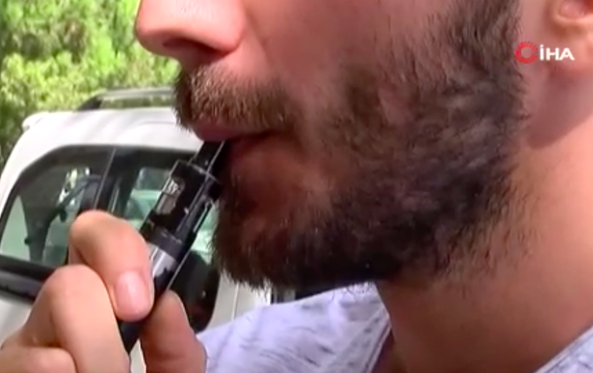 Elektronik sigaranın hesapta olmayan ekstra riskleri var!