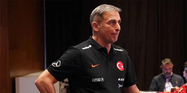 Eleştirilen Kuntz, Katar'a gitti!