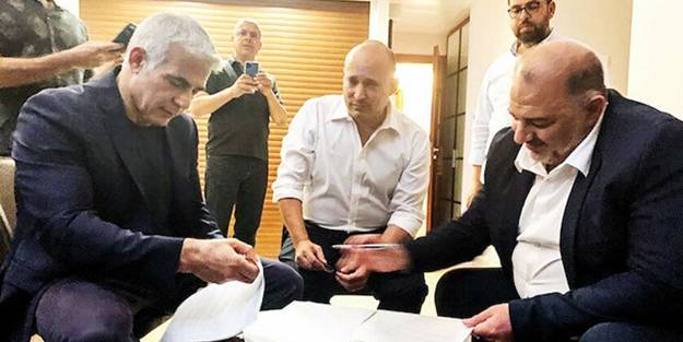 Eli kanlı katil koltuğunu korumak için düğmeye bastı! Meclis içi darbe ve suikast tehdidi