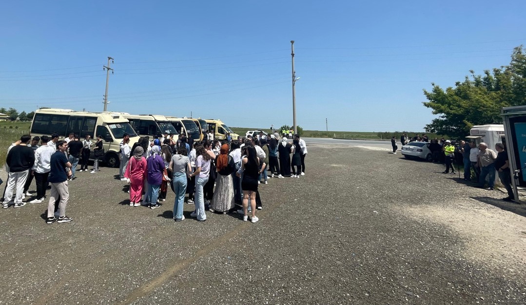 ‘Elinizi cebimizden çekin’ Öğrencilerden CHP'li belediyeye isyan