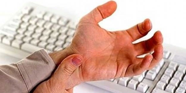 Elleriniz sizi ele veriyor