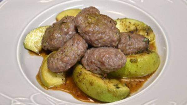 Elmalı köfte nasıl yapılır? Elmalı köfte tarifi