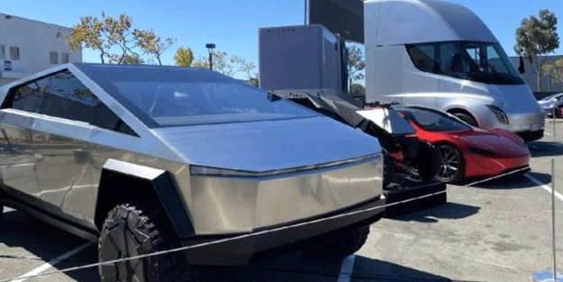 Elon Musk açıkladı! Cybertruck ve Semi Truck'ın çıkış tarihi belli oldu